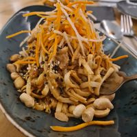 NY noodles at Roots & Rolls in Barcelona