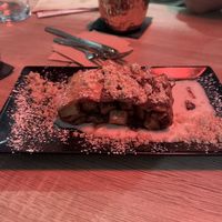 apple strudel = yummy   at Roots & Rolls in Barcelona