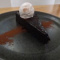 Brownie  at Roots & Rolls in Barcelona