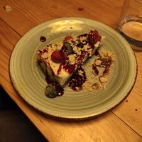 Cheesecake at Roots & Rolls in Barcelona