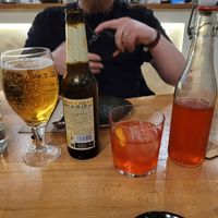 Japanese beer and Hibiscus Icetea at Roots & Rolls in Barcelona