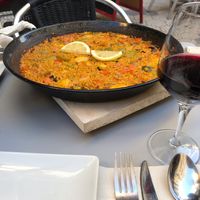 vegan paella at Restaurante Vegano Tierra Madre in Valencia