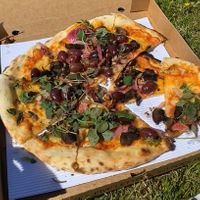Vegan pizza  at Delibruket Flatbread in Sundbyberg