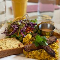 Complet  at Aux Vivres - St Laurent in Montreal