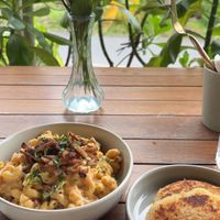 Mac and cheese and hash browns   at I Am Vegan Babe in Canggu