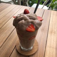 Chocoland smoothie at I Am Vegan Babe in Canggu