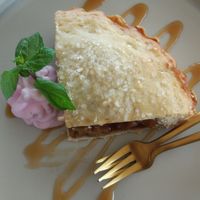 Apple Pie at I Am Vegan Babe in Canggu