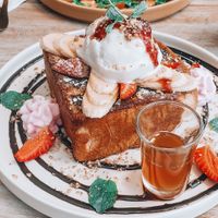 Dreamy french toasts at I Am Vegan Babe in Canggu