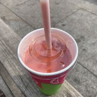 Mango-Berry Smoothie  at immergrün in Stuttgart