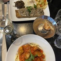 Seitan steak and pasta with sweet peppers and chicken  at Veget'Halles in Paris