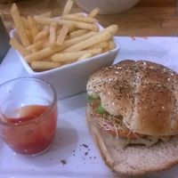 Quinoa burger and fries at Veget'Halles in Paris