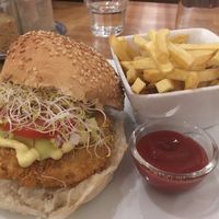 Croustiburger at Veget'Halles in Paris