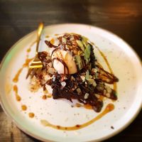 Rocky road met salted caramel ijs at Happy Food and Health  in Rotterdam