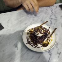 Brownie and ice cream at Happy Food and Health  in Rotterdam