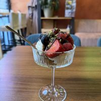 Dame blanche  at Happy Food and Health  in Rotterdam