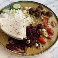 Thai Curry with Falaffel   at Happy Food and Health  in Rotterdam