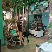 Cosy cocooning space at Happy Food and Health  in Rotterdam