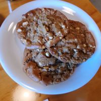 Peanut butter cookies at Binge Kitchen in San Antonio