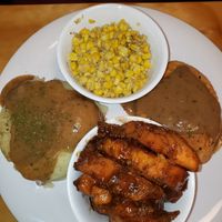 Southern chickn plate at Binge Kitchen in San Antonio
