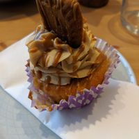 biscotti cupcake at The Sinful Vegan in Jersey