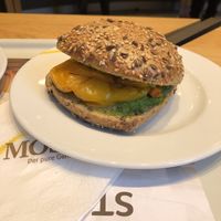 Vegane Körnchen at Bäckerei MOSS in Aachen