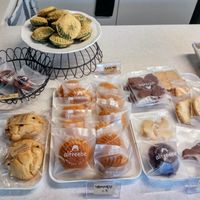 Alfreebe's baked goods at Alfreebe - 알프리베 in Goyang