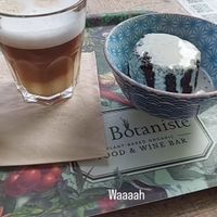 Petit goûter fort sympathique 😋 at Le Botaniste - Schuman in Brussels