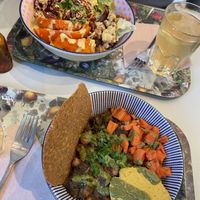 Seasonal bowls  at Le Botaniste - Schuman in Brussels