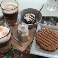 Omega 3 brownie and peanut butter cookie at Le Botaniste - Schuman in Brussels