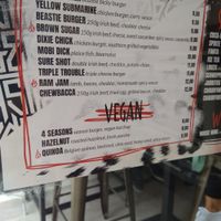 3 clearly listed vegan options on the menu at Beastie Burgers in Mechelen
