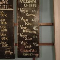 Vegan options (there are more on the separate menu) at Pissari Bali Cafe in Ubud