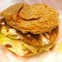 burger w/bacon and cheese at VeganBioBurger in Paris