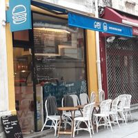 Burger at VeganBioBurger in Paris
