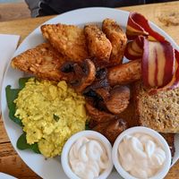 Big breakfast, with hash browns swapped in instead of beans at Pyramid Vegan Cafe & Bakery in Glastonbury