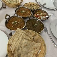 delicious curries with naan all vegan at Ashoka Indian Tandoori Restaurante in Lagos