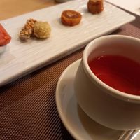 Dessert and tea at Jihwaja in Seoul