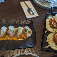Thai dimsum and tofu bao with lettuce at Tum Tum Asia in Dubai