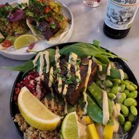 Tokyobowl and taccos at Claus Eismanufaktur & Deli in Karlsruhe