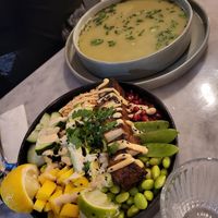 Tokyobowl and daily soup at Claus Eismanufaktur & Deli in Karlsruhe