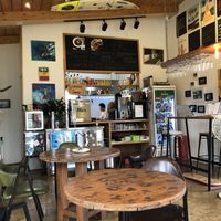 Great atmosphere  at Duke Surf Bistro in Jeju