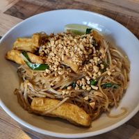 Tofu pad thai at Pho Van in Pittsburgh
