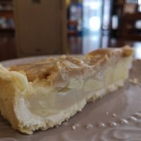 Apple pie caramel vegan at Iron Duke in Aveiro