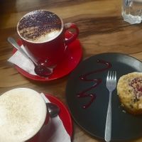 Soy cap, soy chai latte & yummy vegan crumble cake at Cafe Maldon in Maldon