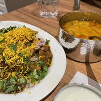 Samosa chaat and lasooni dal tadka at Kailash Parbat in Kowloon