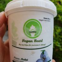 Vegan ice cream at Juhu Farmers Market in Mumbai