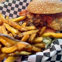 BUFFALO CHICKUN $16.50
Our crispy fried chickun tossed in spicy buffalo sauce, lettuce, tomato, mayo, pickles, on a sesame seed bun
Allergens (soy, gluten)  at Fern Cafe and Bakery in Victoria