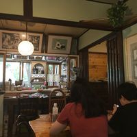 It is also possible to purchase local produced craft, and vegan essentials (for cooking at home) at Ramuna in Nara