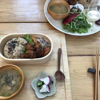 Vegan bento and vegan plate  at Ramuna in Nara