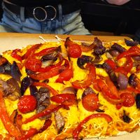 Vegan roasted peppers and tomato pizza at Palmovka in Prague