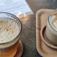 Fresh apple juice and a flat white at Balance Deli in Frankfurt